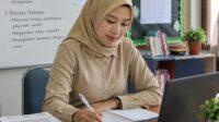 jawaban contoh refleksi kinerja guru 2026 cara menulis evaluasi diri guru yang profesional dan menyentuh