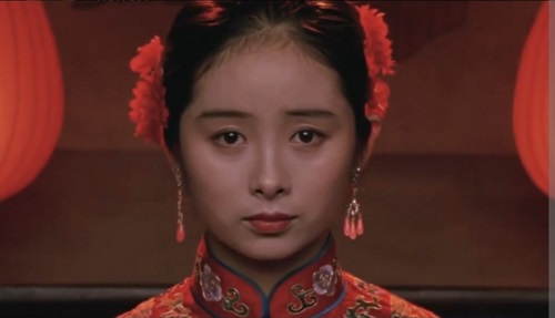 kesan nonton film china raise the red lantern keindahan visual yang menyimpan kesepian dan kekejaman yang sunyi kesan nonton film china raise the red lantern keindahan visual yang menyimpan kesepian dan kekejaman yang sunyi