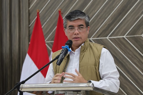 menaker yassierli kebersamaan dan gotong royong jadi senjata utama indonesia hadapi ancaman global dan krisis dunia kerja 2026