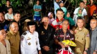 Gubernur Al Haris Tinjau Banjir di Merangin, Salurkan Bantuan dan Janjikan Perahu Gratis