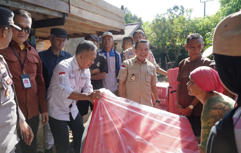 Gubernur Al Haris Tunjukkan Empati untuk Korban Banjir Sarolangun dan Merangin