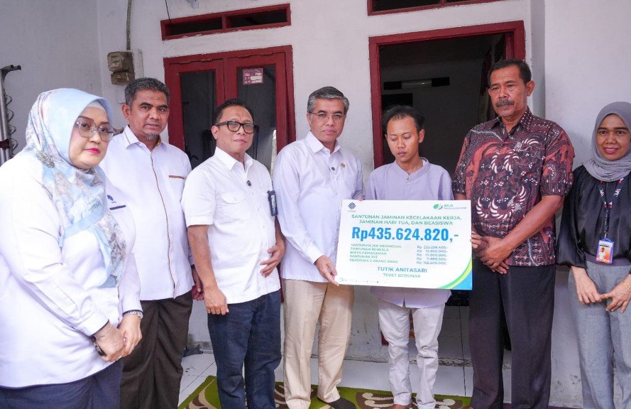 Perlindungan Optimal, Menaker Yassierli Tegaskan Jaminan Sosial untuk Semua Pekerja