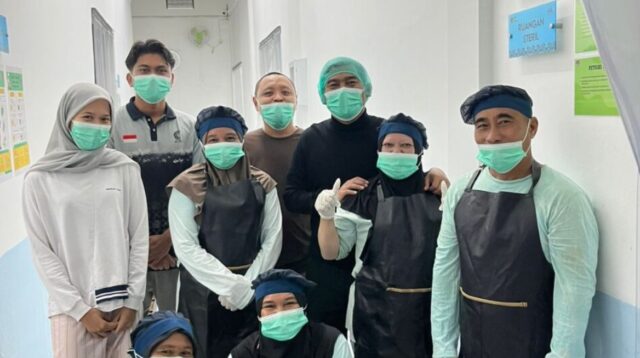 Rocky Candra Sidak Tiga Dapur MBG di Jambi, Pastikan Kualitas Bahan Pangan dan Operasional Terjaga