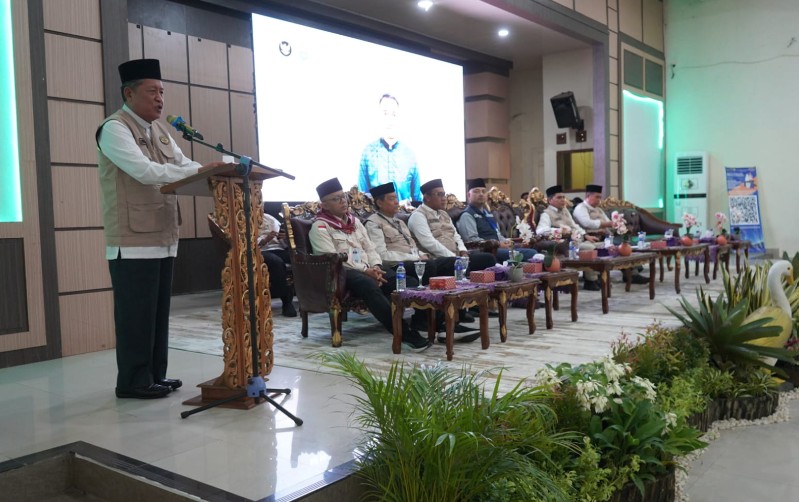 Lepas 443 Jamaah Calon Haji Provinsi Jambi Kloter BTH 21, pesan Wagub Sani: Jaga Kesabaran dan Keikhlasan