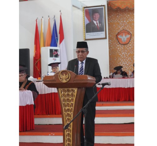 Hadiri Dies Natalis dan Wisuda UNJA, Wagub Sani Tekankan Peran Kampus dalam Pembangunan
