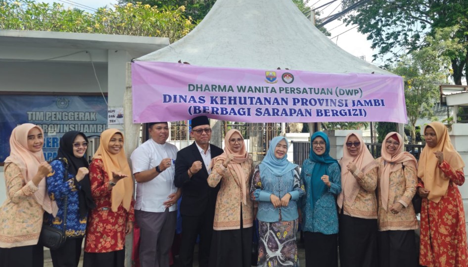 Hesnidar Haris Ajak Warga Jambi Perbanyak Shalawat Lewat Program Rabu Berkah Hesnidar Haris Ajak Warga Jambi Perbanyak Shalawat Lewat Program Rabu Berkah