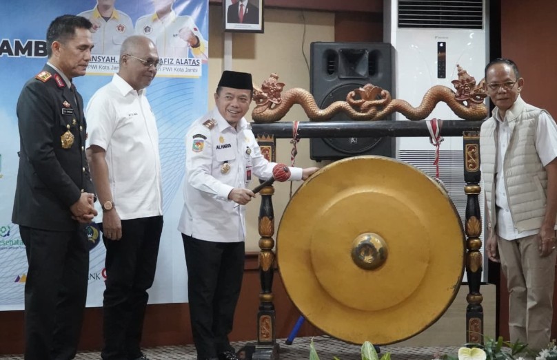Gubernur Al Haris Buka UKW ke-13 di Jambi, Dorong Profesionalisme Wartawan
