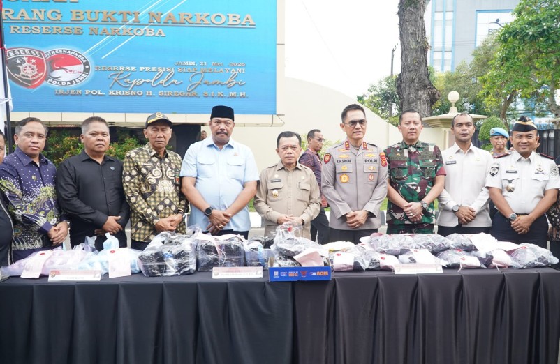 Gubernur Al Haris: Tidak Boleh Ada Ruang untuk Narkoba di Jambi Gubernur Al Haris: Tidak Boleh Ada Ruang untuk Narkoba di Jambi