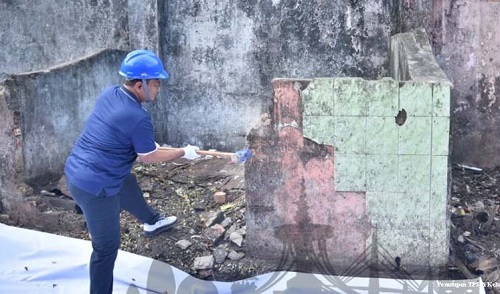 tinjau langsung, wali kota jambi maulana bongkar tps pinggir jalan demi kota bersih