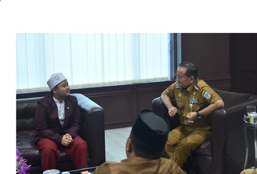 wali kota jambi lepas muhammad dhirga, siswa sdit al azhar yang wakili indonesia di olimpiade matematika tokyo