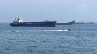 as kawal 70 kapal dagang lintasi selat hormuz as kawal 70 kapal dagang lintasi selat hormuz