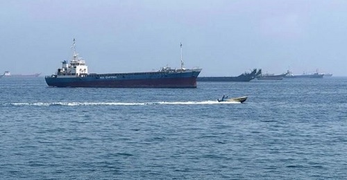 as kawal 70 kapal dagang lintasi selat hormuz as kawal 70 kapal dagang lintasi selat hormuz
