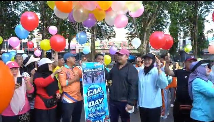 Suasana Minggu (31/05/2026) pagi di Kota Bangko mendadak riuh dan penuh warna. Kawasan jalur dua Taman Bujang Upik dipadati oleh antusias warga yang menyambut kehadiran Car Free Day (CFD) Kabupaten Merangin.