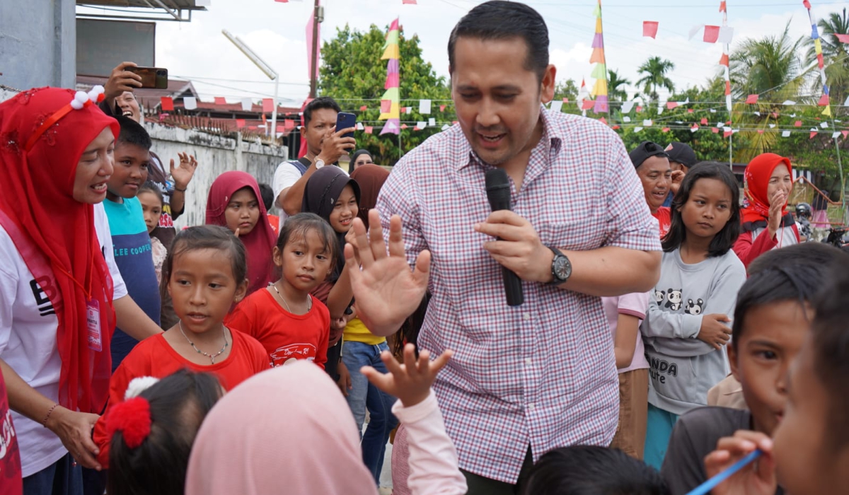 Bupati Merangin, M. Syukur, menggarisbawahi capaian jaminan kesehatan daerah yang kini telah menyentuh angka 94% kepesertaan. 