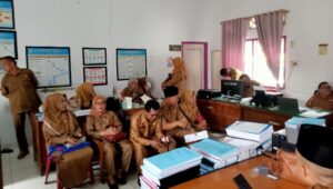 Puluhan kepsek yang baru dilantik dikabarkan mengajukan pengunduran diri karena berbagai alasan, mulai dari jarak penempatan, kondisi kesehatan, usia hingga pertimbangan keluarga.