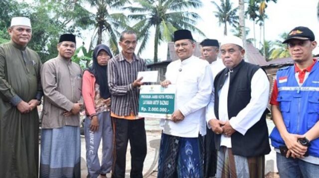 lewat program 'suling', pemkot jambi salurkan bansos dan bedah rumah korban bencana