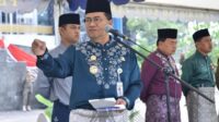 pimpin apel disiplin, maulana minta asn pemkot jambi responsif dan stop main medsos saat kerja pimpin apel disiplin, maulana minta asn pemkot jambi responsif dan stop main medsos saat kerja