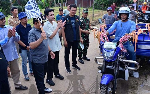 resmikan kampung bahagia di kenali asam, walkot jambi targetkan deklarasi kota paling aman resmikan kampung bahagia di kenali asam, walkot jambi targetkan deklarasi kota paling aman