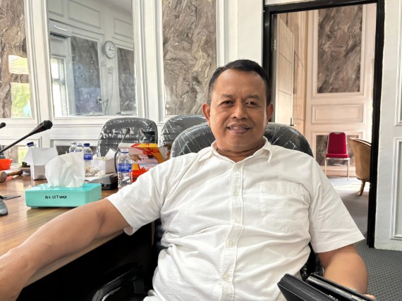 Kasnadi Soroti Akurasi DTSEN di Muaro Jambi, Minta Verifikasi Ulang Agar Bantuan Tak Salah Sasaran Kasnadi Soroti Akurasi DTSEN di Muaro Jambi, Minta Verifikasi Ulang Agar Bantuan Tak Salah Sasaran