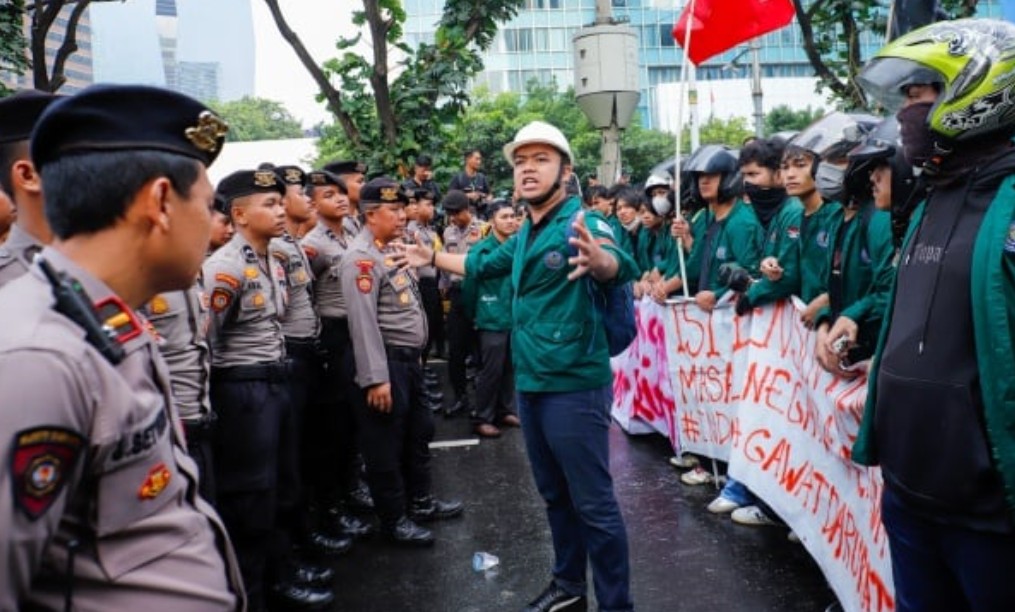 Mahasiswa dan Tani Merdeka Demo, Ribuan Polisi Dikerahkan Mahasiswa dan Tani Merdeka Demo, Ribuan Polisi Dikerahkan