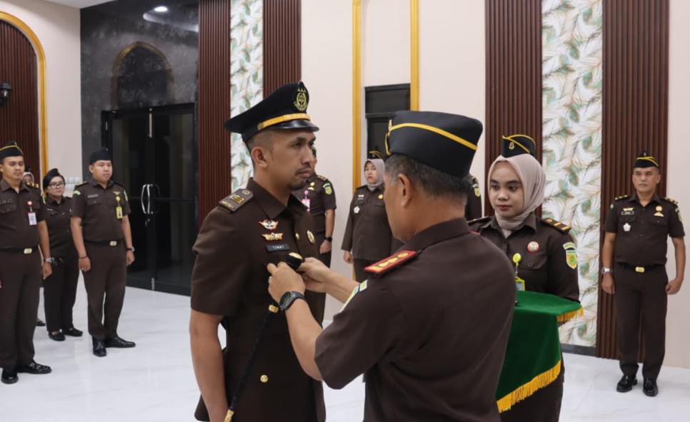 Kasipidum Kejari Muaro Jambi Dilantik Kasipidum Kejari Muaro Jambi Dilantik