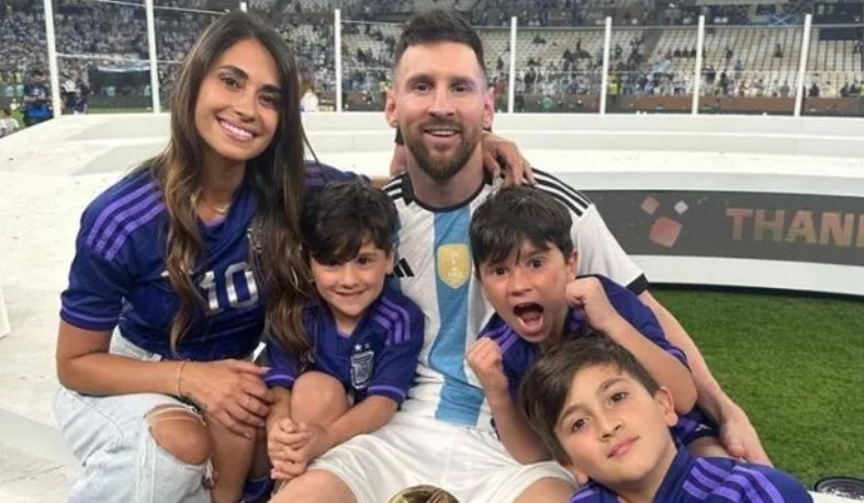 Romantis Banget! Pesan Cinta Antonela untuk Lionel Messi Saat Ulang Tahun ke-39 Viral