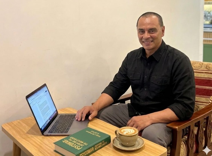 Yulfi Alfikri Noer S. IP., M. AP.