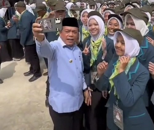 al haris ways titip derajat kesehatan jambi kepada 3.000 mahasiswa baru poltekkes kemenkes ri