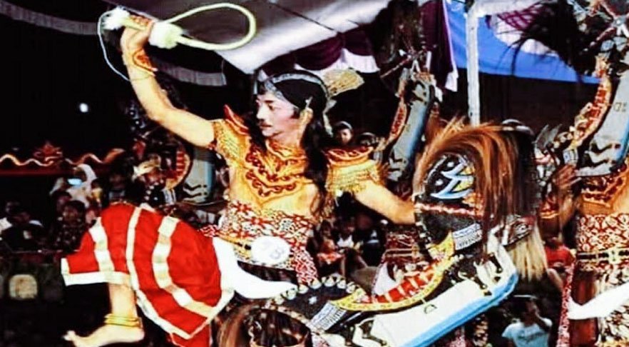 Kawasan Car Free Day (CFD) Kabupaten Merangin dipastikan akan semarak pada Minggu (12/7/2026). Sekitar 30 grup jaranan kuda lumping dari berbagai kecamatan akan tampil memeriahkan Gebyar Suro yang digelar Paguyuban Keluarga Jawa Merangin (PKJM). Kawasan Car Free Day (CFD) Kabupaten Merangin dipastikan akan semarak pada Minggu (12/7/2026). Sekitar 30 grup jaranan kuda lumping dari berbagai kecamatan akan tampil memeriahkan Gebyar Suro yang digelar Paguyuban Keluarga Jawa Merangin (PKJM).