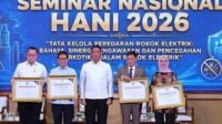 pengguna vape harus tahu! menkes bongkar bahaya mematikan rokok elektrik, ternyata sama saja
