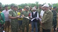 percepat ketahanan pangan! danrem 042 gapu turun langsung tinjau cetak sawah rakyat di tebo percepat ketahanan pangan! danrem 042 gapu turun langsung tinjau cetak sawah rakyat di tebo