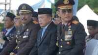 Gubernur Al Haris Hadiri Upacara Hari Bhayangkara ke-80, Apresiasi Pengabdian Polri untuk Bangsa dan Daerah Gubernur Al Haris Hadiri Upacara Hari Bhayangkara ke-80, Apresiasi Pengabdian Polri untuk Bangsa dan Daerah
