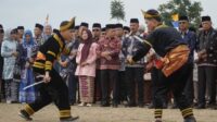 Gubernur Al Haris Harap Kenduri Sko Jadi Pemersatu dan Dorong Perbaikan Sarana Desa Gubernur Al Haris Harap Kenduri Sko Jadi Pemersatu dan Dorong Perbaikan Sarana Desa