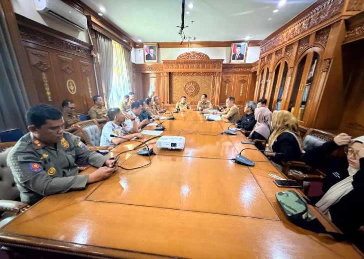 Pemprov Jambi fasilitasi Nobar Semi Final dan Final Piala Dunia di Kantor dan Rumah Dinas Gubernur Pemprov Jambi fasilitasi Nobar Semi Final dan Final Piala Dunia di Kantor dan Rumah Dinas Gubernur