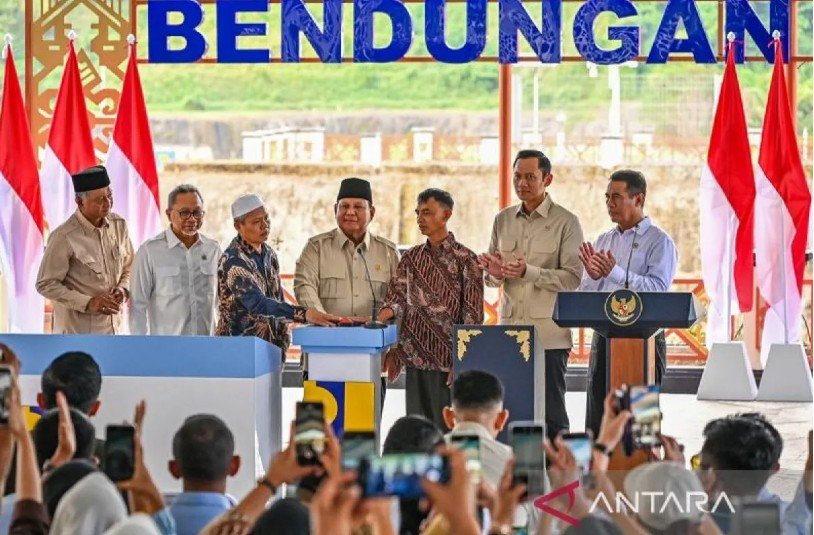 Prabowo Tegaskan B50 dan 5 Bendungan Jadi Senjata Menuju Indonesia Makmur Prabowo Tegaskan B50 dan 5 Bendungan Jadi Senjata Menuju Indonesia Makmur