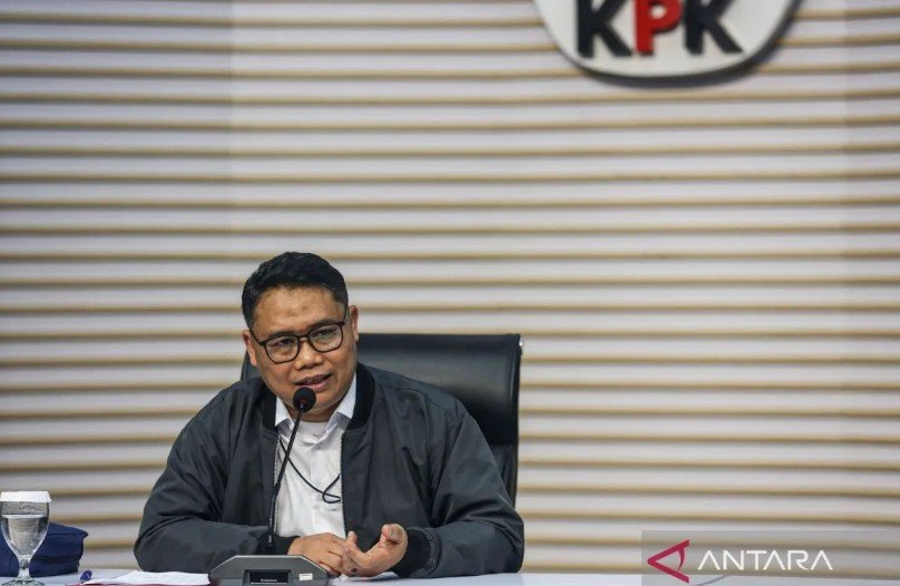 KPK Tetapkan Dua Anak Buah Bupati Sukoharjo Jadi Tersangka Pemerasan KPK Tetapkan Dua Anak Buah Bupati Sukoharjo Jadi Tersangka Pemerasan
