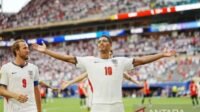 Legenda Inggris Teddy Sheringham Bongkar Gaya Kasar Bek Argentina Jelang Duel Panas Piala Dunia 2026 Legenda Inggris Teddy Sheringham Bongkar Gaya Kasar Bek Argentina Jelang Duel Panas Piala Dunia 2026