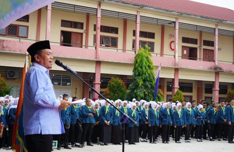 Gubernur Al Haris Buka PKKMB Poltekkes Kemenkes Jambi, Tekankan Peran Strategis Tenaga Kesehatan dan Promosi Kesehatan