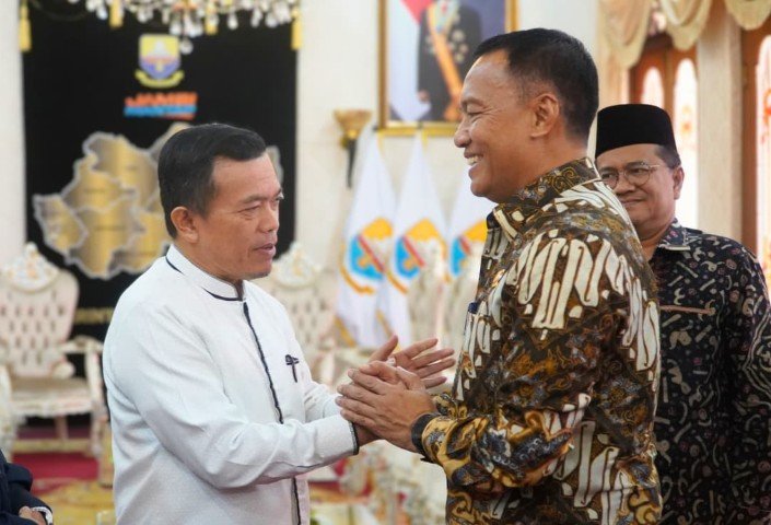 Gubernur Al Haris Terima Audiensi Komisaris Utama PT Jasa Raharja