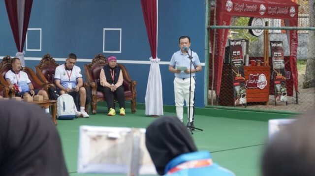 Gubernur Al Haris Buka Turnamen Tenis Antar Alumni Perguruan Tinggi ke-16 se-Indonesia di UNJA