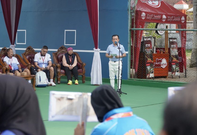 Gubernur Al Haris Buka Turnamen Tenis Antar Alumni Perguruan Tinggi ke-16 se-Indonesia di UNJA