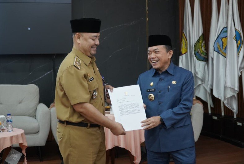 Gubernur Al Haris Pertegas Komitmen Wujudkan Pemerintahan Transparan dan Akuntabel