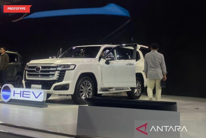 Toyota Dobrak Pasar Otomotif RI, Bawa 3 Kendaraan Elektrik Baru Sekaligus