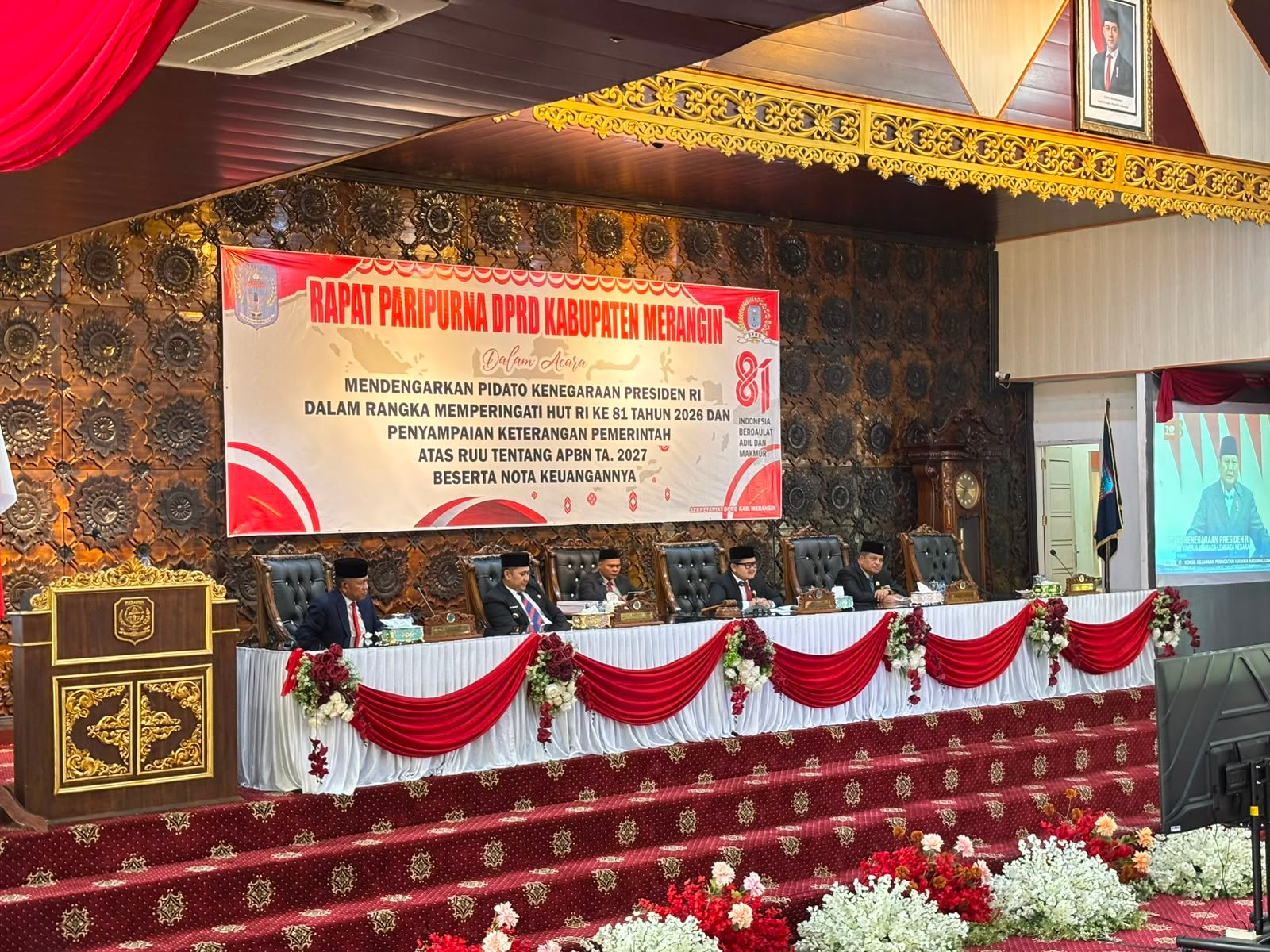 Dewan Perwakilan Rakyat Daerah (DPRD) Kabupaten Merangin menggelar rapat paripurna dengan agenda mendengarkan pidato kenegaraan Presiden Republik Indonesia Prabowo Subianto dalam rangka memperingati Hari Ulang Tahun (HUT) ke-81 Kemerdekaan Republik Indonesia, Jumat (14/8/2026).