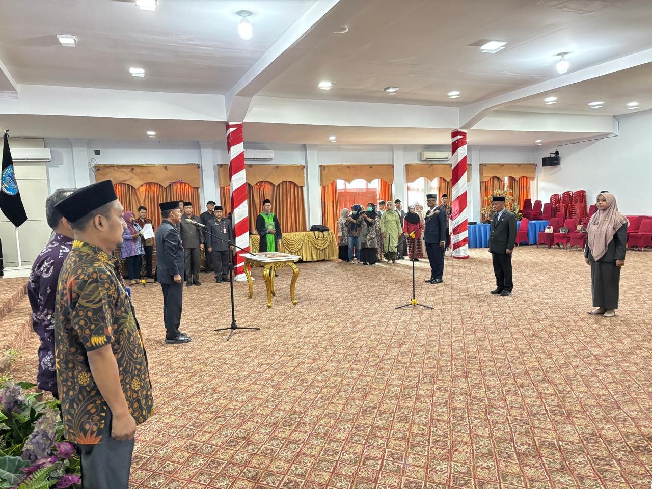 Wakil Bupati Merangin, A. Khafidh, melantik tiga Pejabat Pimpinan Tinggi Pratama (Eselon II) di Aula Rumah Dinas Bupati Merangin, Kamis (27/8/2026).