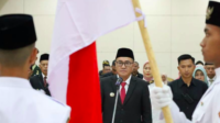 Wako Alfin Kukuhkan 30 Anggota Paskibraka Kota Sungai Penuh Tahun