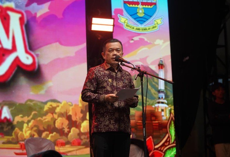 Gubernur Al Haris dan Menteri Kebudayaan RI Buka Pusparagam Negeriku "Dari Jambi untuk Indonesia", Perkuat Pelestarian Budaya dan Dorong Ekonomi Kreatif