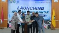Wagub Sani Bersama Wamen Dikdasmen RI Luncurkan Aplikasi Bungo Pintar, Dorong Transformasi Digital Pendidikan di Jambi Wagub Sani Bersama Wamen Dikdasmen RI Luncurkan Aplikasi Bungo Pintar, Dorong Transformasi Digital Pendidikan di Jambi