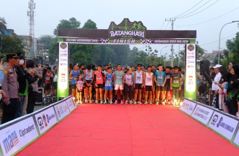 500 Peserta Meriahkan Fun Run HUT RI ke-81, Wagub Sani: Jalan Sehat Wujudkan Jambi Maju dan Kompak