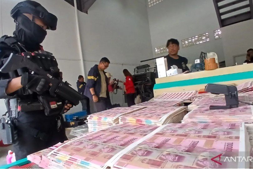 Polisi Bongkar Pabrik Uang Palsu, Empat Pelaku Ditangkap